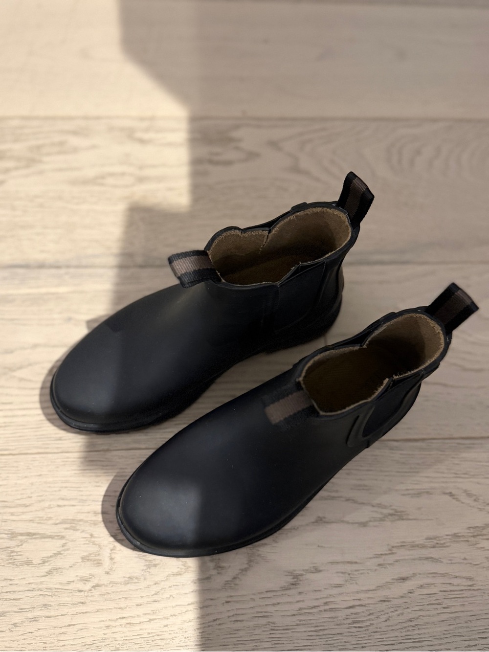 L.L. Bean Kids Black Chelsea Boots